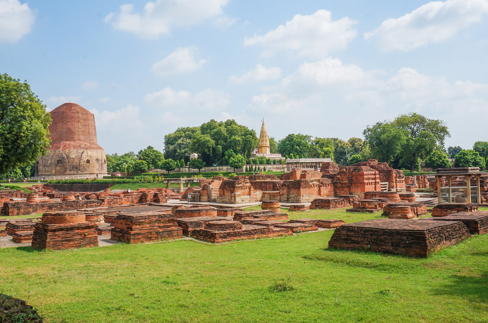 Sarnath Stupa and ruins